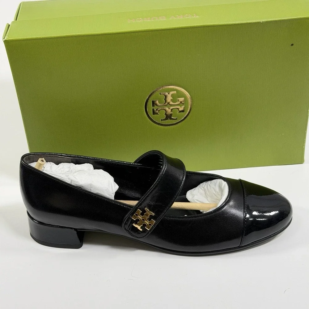 Tory Burch brand model